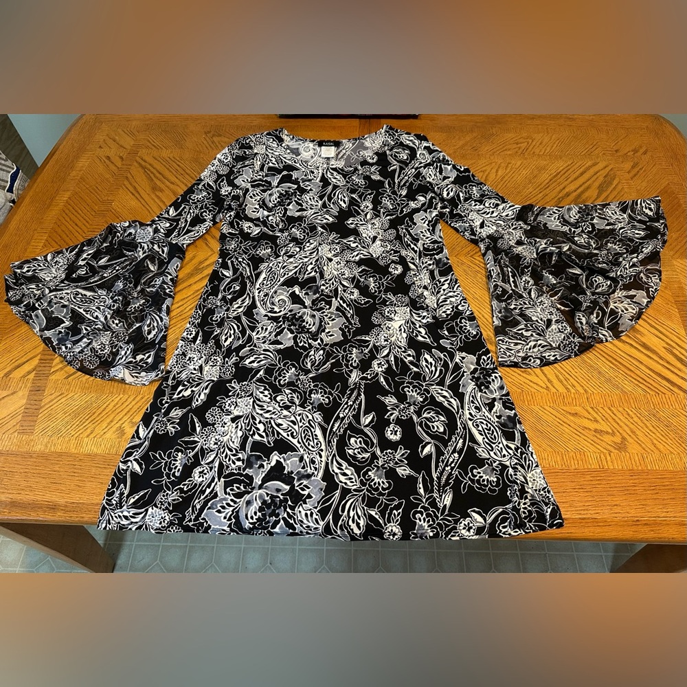 MSK Black and White Paisley Dress